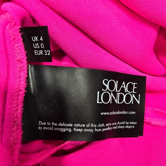 SOLACE London Vivienne Maxi Dress in Hot Pink - Picture 7 of 12